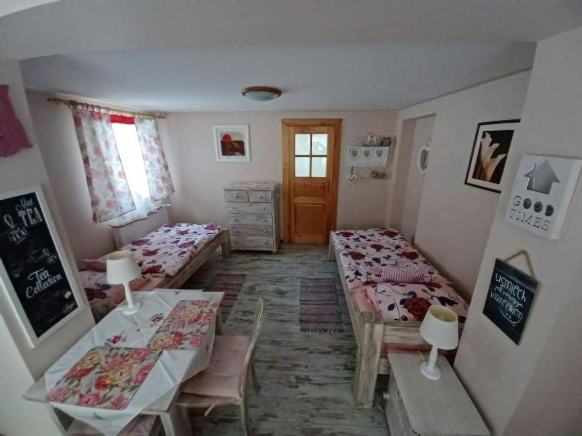 Cztery Pory Roku Appartement Jezow Sudecki Buitenkant foto